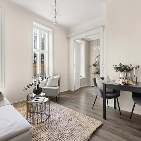 Fin Leilighet, God Beliggenhet Pa Frogner