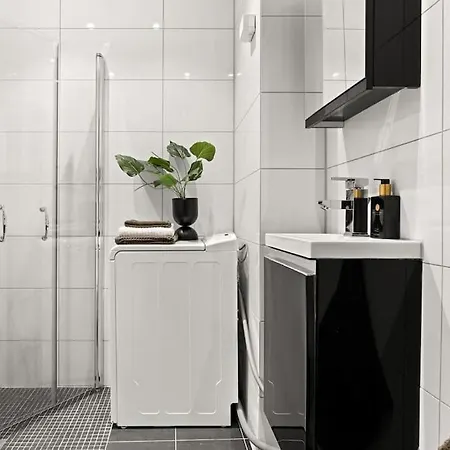 Fin Leilighet, God Beliggenhet Pa Frogner Oslo